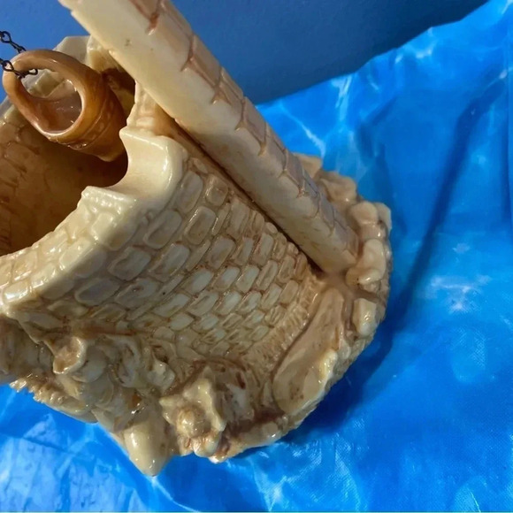 Vintage - Resin Child w/ Flute Wishing Well Ashtray - Rare, Immaculate Condition - Picture 8 of 16